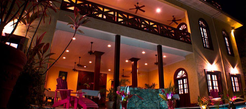 Mahogany Hall Luxury Boutique Resort San Ignacio Exterior foto