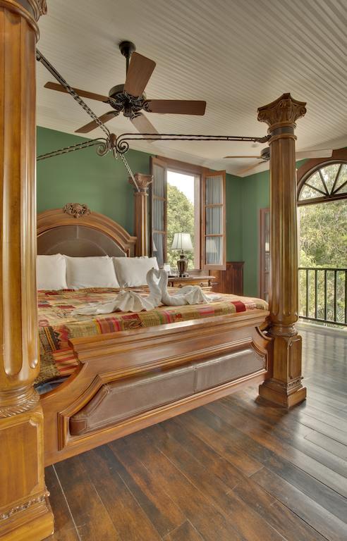Mahogany Hall Luxury Boutique Resort San Ignacio Zimmer foto